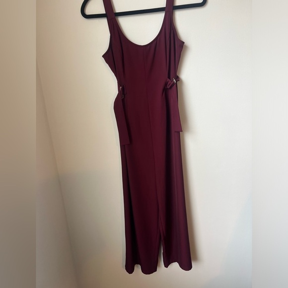 Silence + Noise x Urban Outfitters Burgundy Sleeveless Belted Jumpsuit XS - Picture 1 of 9